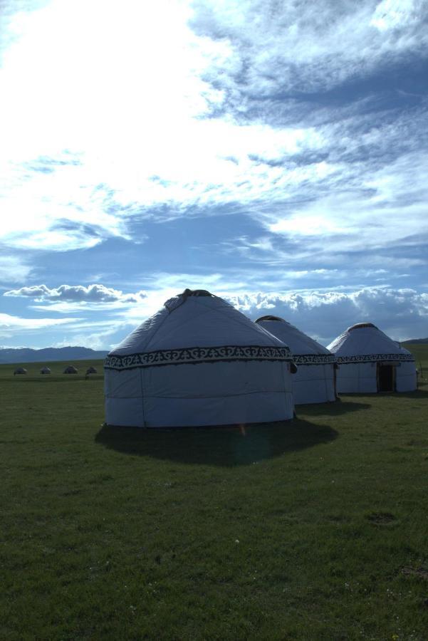 Yurt Camp Muras In Song Kol Lake Hotel Kochkor Exterior photo